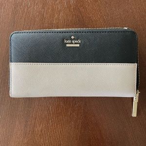 Large Kate Spade wallet